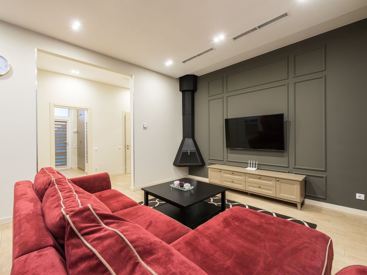 Clean media wall, cables hidden — BuildMan TV & Wall Mounting Toronto